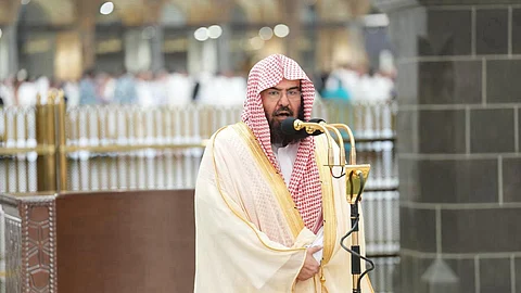 السديس : استقطاب المتطوعين واستثمار المواهب لخدمة الأعداد المليونية من قاصدي الحرمين