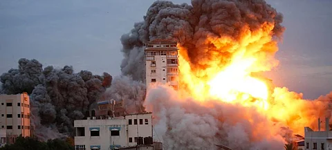 بينهم 12 من منتظري المساعدات .. استشهاد 18 فلسطينيًا في غزة اليوم