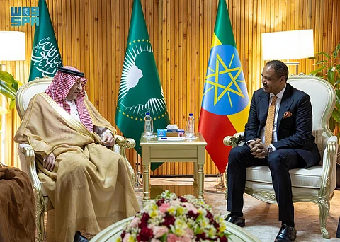 "الخريجي" يبحث تعزيز العلاقات الثنائية مع وزير الخارجية الإثيوبي