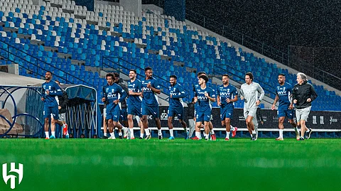 تمارين مكثفة لعودة "ميتروفيتش" في قمة الهلال والنصر