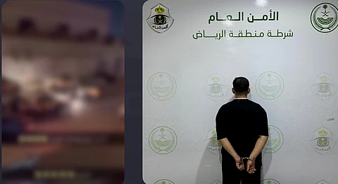 شرطة الرياض تلقي القبض على مروج مخدرات وتلاحق مصور المحتوى