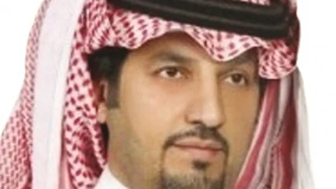 الكاتب الصحفي د. عبدالعزيز اليوسف