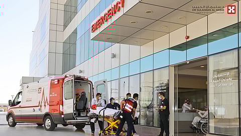 مستشفى الدكتور سليمان الحبيب بالسويدي ينقذ حياة "ستيني" توقف قلبه خلال "26" دقيقة