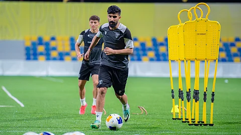 دوري أبطال آسيا 2 ... التعاون يواجه الشارقة الإماراتي للاقتراب من الحلم القاري