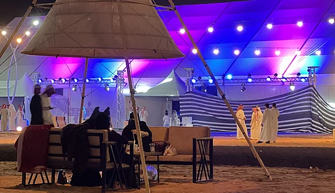 "الربابة والفنون الشعبية والغنائية" تشعل ليالي "مزاد الإبل الثاني" بالجوف