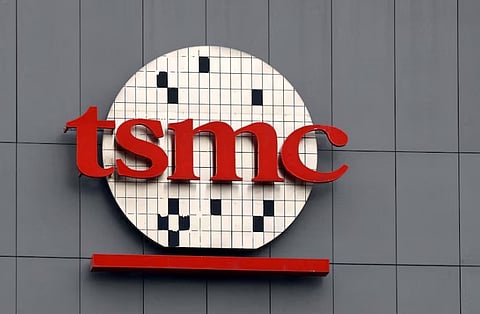 تقرير: أكبر شركة لتصنيع الرقائق الذكية في العالم قد تخضع لغرامة أمريكية قدرها مليار دولار أو أكثر