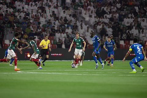 صحف ومواقع عالمية تتفاعل مع تعادل الهلال أمام الاتفاق بمنافسات الدوري السعودي