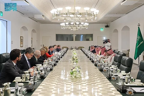 "الجبير" يبحث علاقات التعاون مع رئيس لجنة العلاقات الخارجية في البرلمان الأوروبي