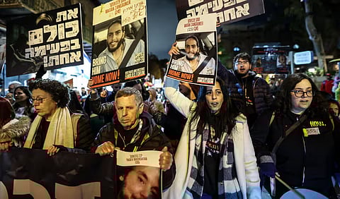 "فشل مرير وخيبة أمل".. رؤساء سابقون للموساد ومئات العملاء يطالبون بوقف حرب غزة فورًا