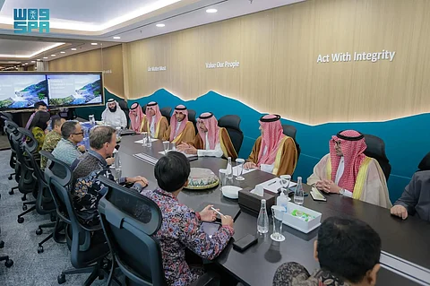 وزير الصناعة يبحث في جاكرتا فرص التعاون مع كبرى شركات التعدين الإندونيسية