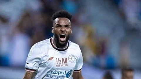 آرون بوبيندزا