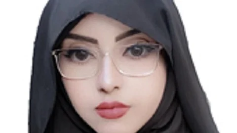 الكاتبة الصحفية سارا القرني