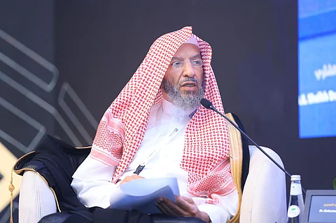 ندوة البركة" تُقيم أولى جلساتها العلمية "رحلة المصرفية الإسلامية: من البدايات إلى العالمية"