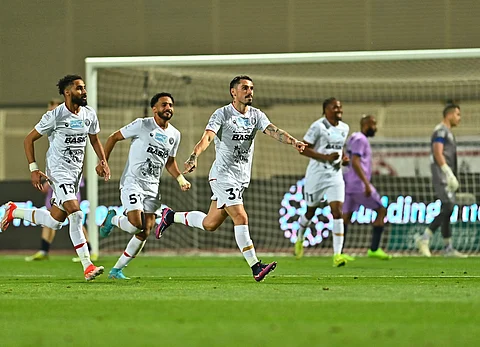 دوري روشن للمحترفين: بثلاثية.. ضمك يهزم الخلود ويتساوى معه في النقاط