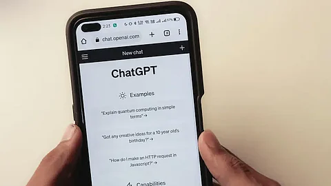 مستخدمون يرصدون "سلوكاً مخيفاً" من "شات جي بي تي"... ما القصة؟