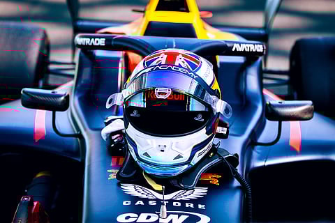 سباق جائزة السعودية الكبرى stc للفورمولا1 لعام 2025: "ڤيرستابن" يخطف مركز الانطلاق الأول