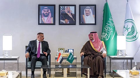 وزير الداخلية يستعرض مع نظيره العراقي سبل تعزيز التعاون الأمني بين البلدين