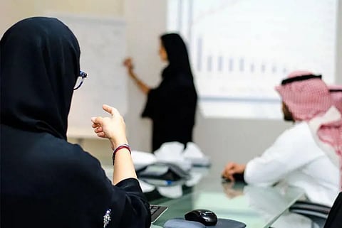المملكة تحقق مستهدف 2030 في خفض معدل البطالة إلى 7٪