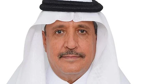 رئيس جامعة الفيصل الدكتور محمد بن علي آل هيازع