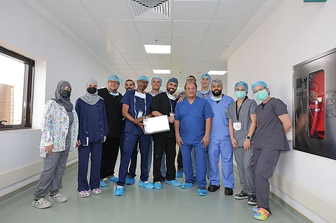 تُطبّق لأول مرة...تقنية جراحية حديثة تنهي معاناة مريض من سلس البول بالرياض