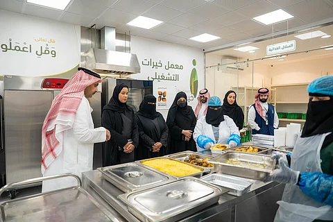 "أضواء بنت فهد" تزور جمعية خيرات وتطلع على مشاريعها وأنشطتها