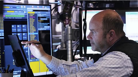 أسوأ أداء ربع سنوي منذ 2022.. اقتصاد أمريكا ينكمش متأثرًا بسياسات "ترامب"