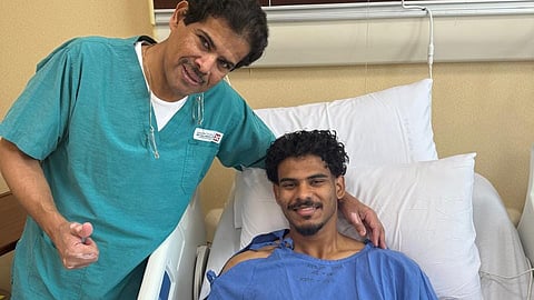 لاعب نادي الفيحاء رضا العبدالله يجري جراحة ناجحة بمجمع الدكتور سليمان الحبيب الطبي بالعليا