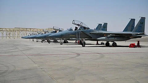 قدرات عالية للأطقم الجوية والفنية المشارِكة في مناورات التمرين الجوي المختلط "علم الصحراء 2025"