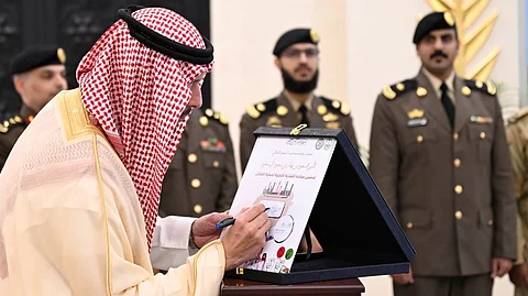 محافظ الطائف يُدشِّن مبادرة "التغذية الفكرية للطفل"