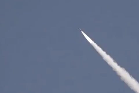 فيديو.. باكستان تختبر صاروخ "أرض - أرض" وسط توتر متصاعد مع الهند