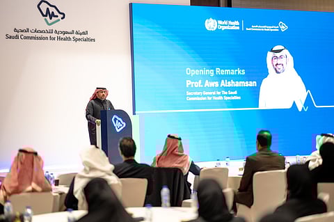 تقرير دولي يدعو إلى دمج مفاهيم سلامة المرضى في مناهج التعليم الصحي بالمملكة العربية السعودية