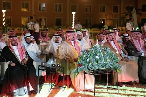 برعاية الأمير عبدالعزيز بن خالد بن ثامر.. "جمعية التنمية الأهلية" بعياش تكرم العاملين والمتطوعين