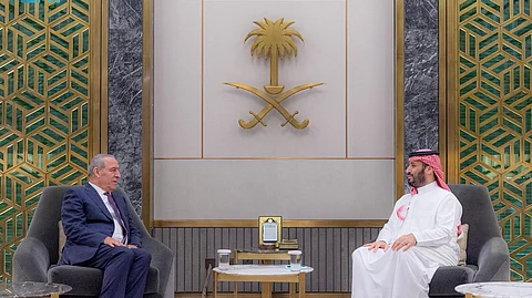 ولي العهد يستقبل نائب الرئيس الفلسطيني ويبحث معه تعزيز العمل المشترك لدعم القضية الفلسطينية