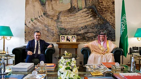 نائب وزير الخارجية يستقبل سفير جمهورية تركيا لدى المملكة