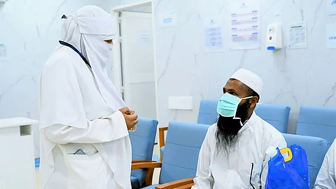 وفق أعلى المعايير الطبية..28 قسطرة قلبية وعملية جراحية لضيوف الرحمن بالمدينة المنورة منذُ مطلع ذي القعدة