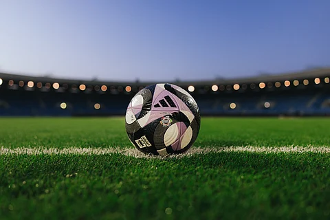 الهلال أمام العروبة.. والنصر في ضيافة الأخدود