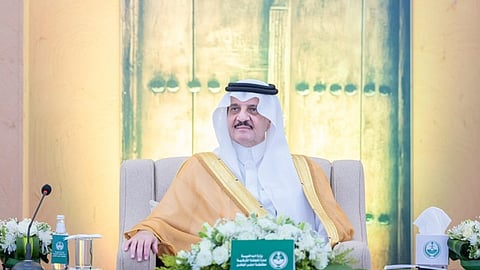 أمير الشرقية يطّلع على سير المشاريع التنموية بحفر الباطن