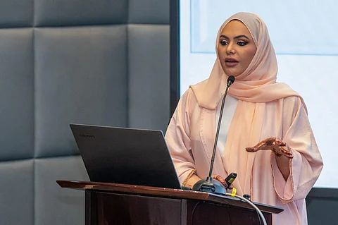 استشارية طب العائلة والتغذية بمملكة البحرين بثينة عجلان
