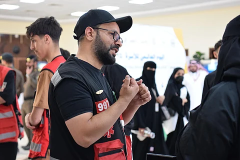 فرق "الهلال الأحمر" التطوعية تشارك في فعالية "اليوم العالمي للأسرة" بالباحة