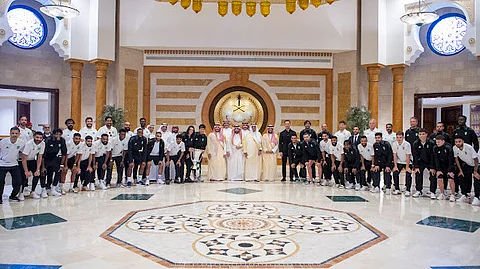 نائب أمير مكة يستقبل أبطال الأهلي بعد تتويجهم بلقب دوري أبطال آسيا