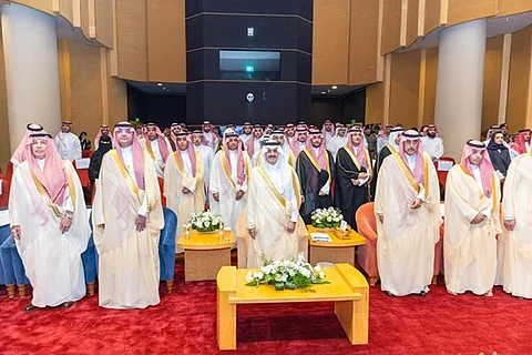 أمير الشرقية يرعى تخريج 100 إعلامي ضمن مبادرة نوعية لتأهيل الكفاءات الرقمية بدار "اليوم"