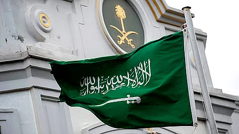 بدعم سعودي.. أوروبا تغير المعادلة: اعتراف متزايد بفلسطين وضغوط غير مسبوقة على إسرائيل