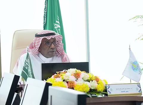 رئيس الجامعة محمد بن حسن أبوراسين