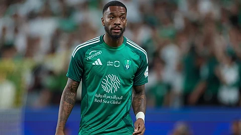 مهاجم الأهلي يعود لتشكيلة منتخب إنجلترا