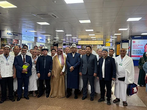 أول فوج من حجاج الجمهورية القرغيزية يغادر إلى المشاعر المقدسة