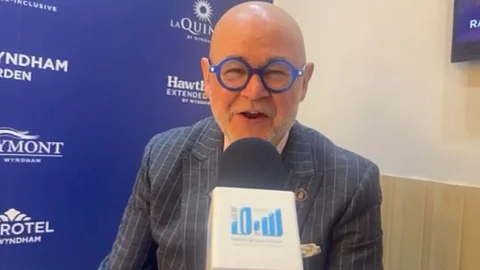 "ديمتري" لـ"سبق": فنادق "ويندهام" تُدشِّن بالسعودية 100 فندق “سوبر 8” لخدمة المسافرين بين المدن