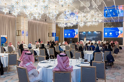 تعاون بين «الإدارة العامة للرعاية الصيدلية في وزارة الصحة» ومؤتمر «آي هوب» وشركة «بي دي»