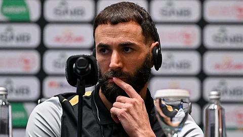 قائد الاتحاد "بنزيما": أمام القادسية نسعى لرسم الفرحة على وجوه جماهيرنا
