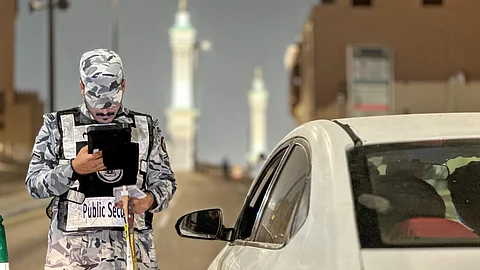 "لا حج بلا تصريح".. حملة تفرض النظام وتمنع الفوضى