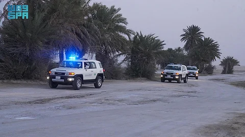 شاهد خط الدفاع الأخضر.. تقنيات حديثة وسيارات مجهزة لحماية الغطاء النباتي